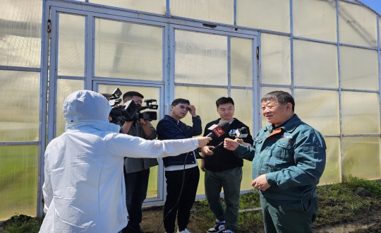 2024年5月24日，农业总公司副总经理侯正发接受《守望都视追采访_副本.jpg